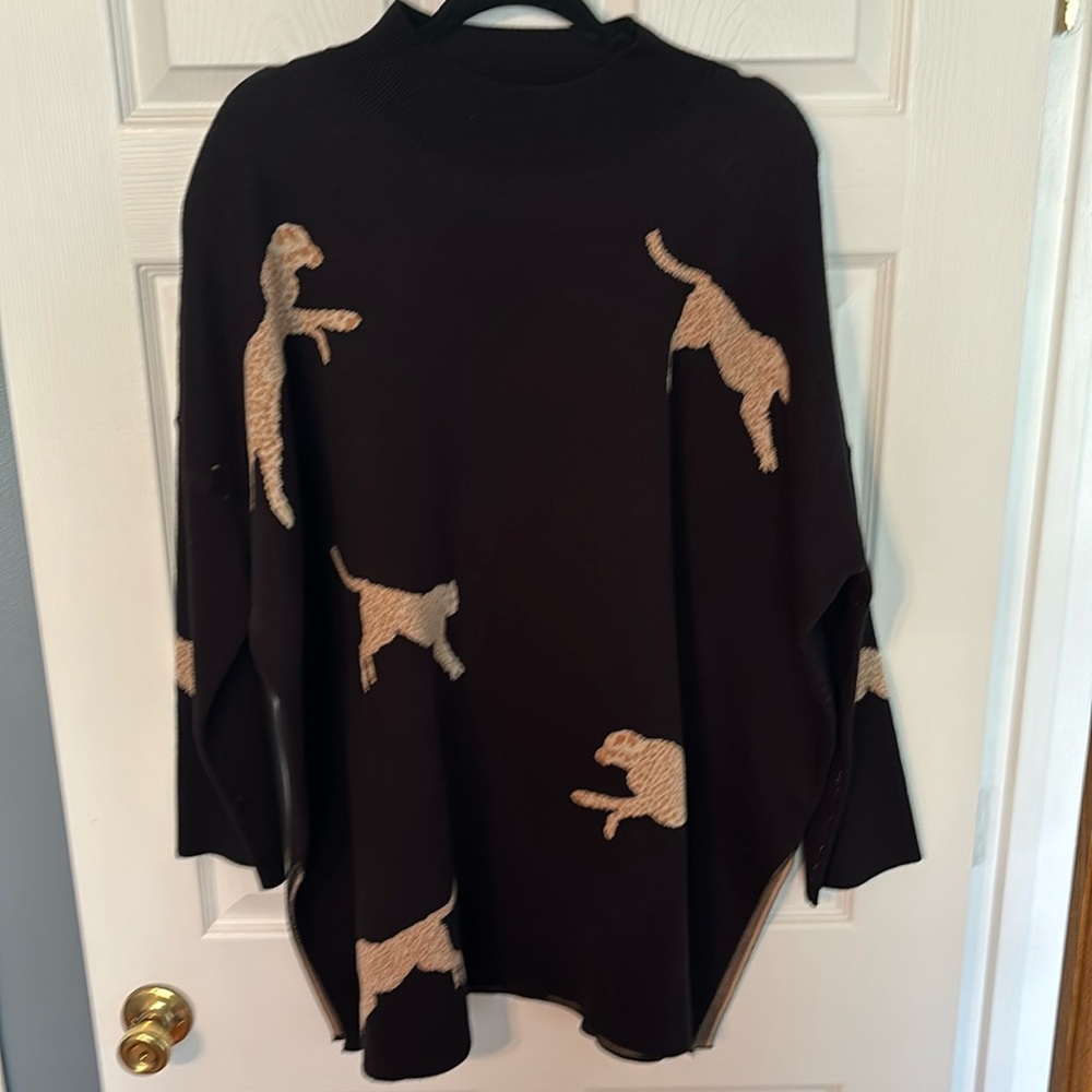 Entro Black Sweater with Tan cheetah